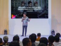 Suasana peresmia AI-RAN Research Center di Surabaya. (ist)