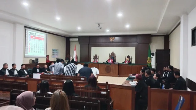 Sidang Perdana Kasus Dugaan Korupsi Zirkon di Kalteng Ditunda hingga 23 Juli