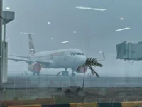 Lepas Landas dan Pendaratan di Bandara Tjilik Riwut Lumpuh Total Akibat Kabut Asap